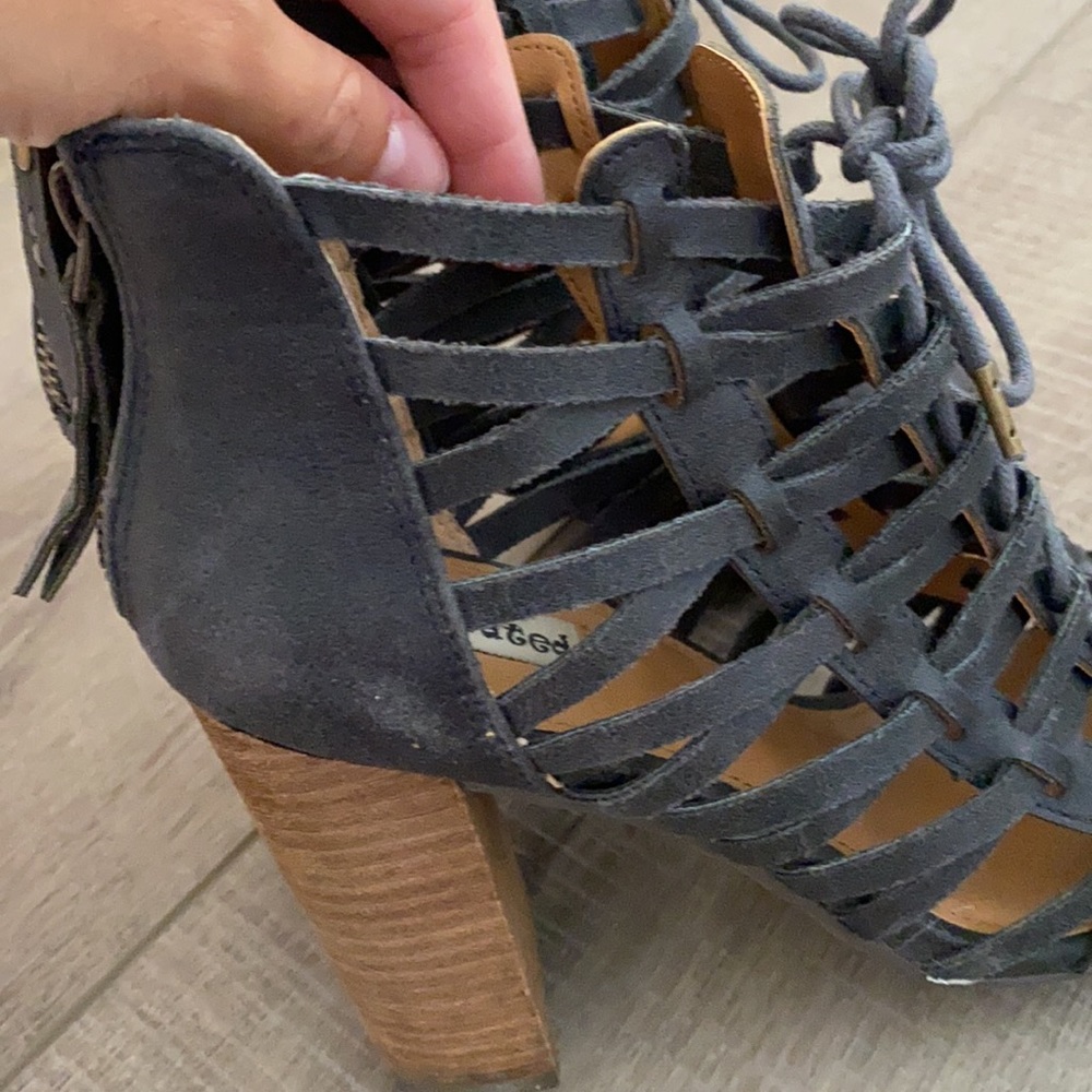 Not Rated Jacey Caged Lace Up Heel - Picture 4 of 9